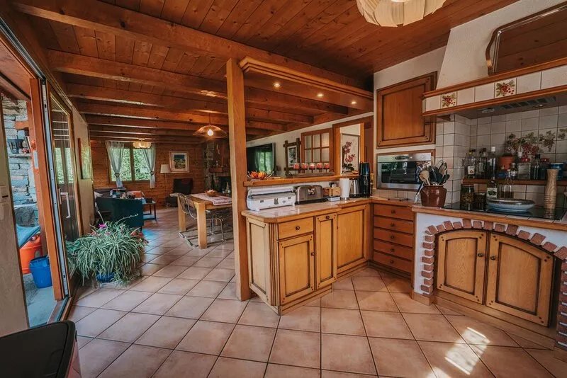 Spacious chalet in the heart of the Beaufortain mountains