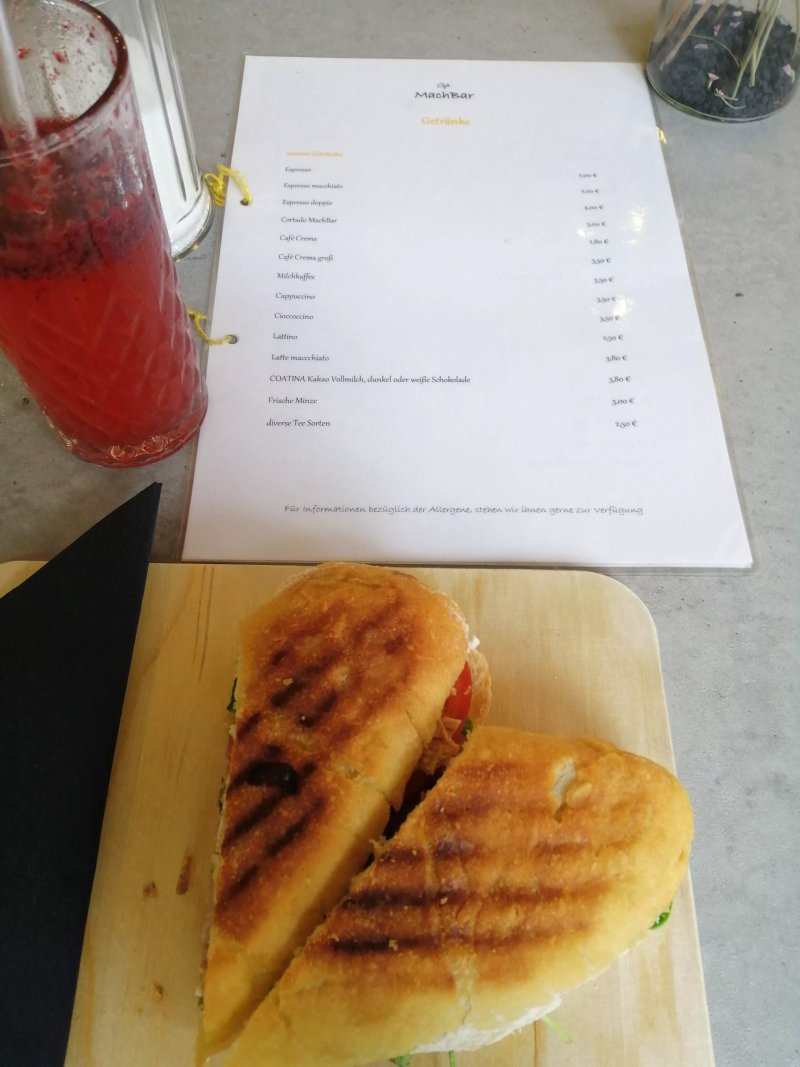 Cafe' Machbar Backerei