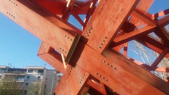 Scultura Goal di Mario Ceroli