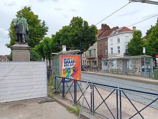 Statue of Joseph Guislain