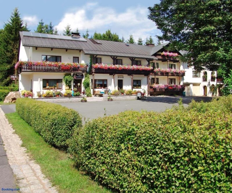 Landhaus-Pension Zum Waffenschmied
