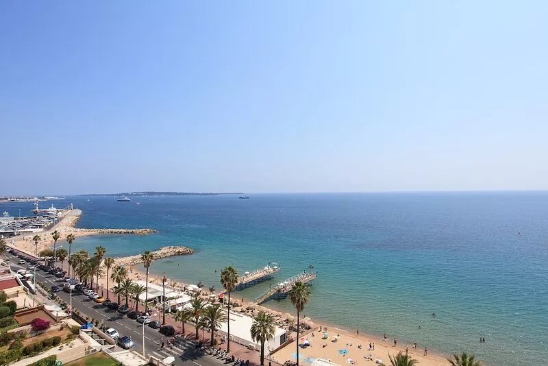 Apartment FOOT IN THE WATER 60M2 - 1 bedroom- Garage