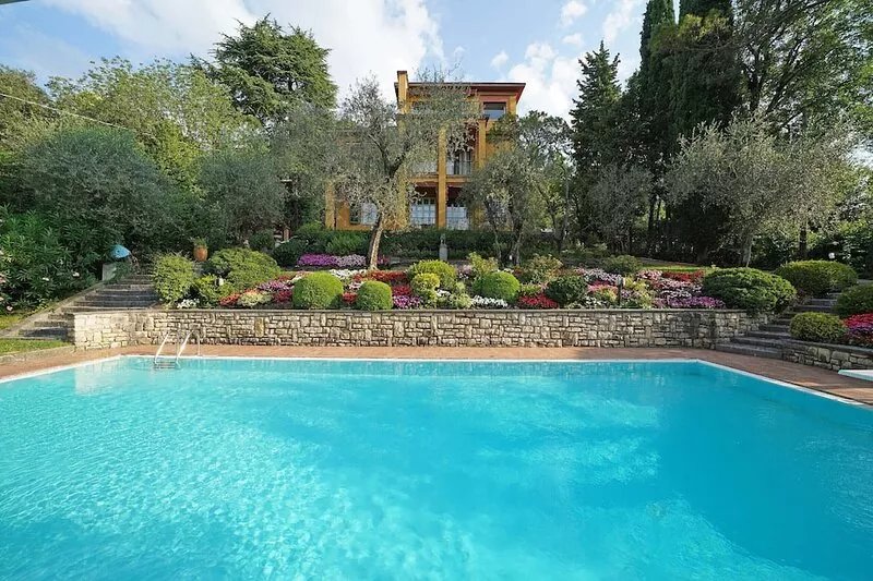 Villa Vibe Luce