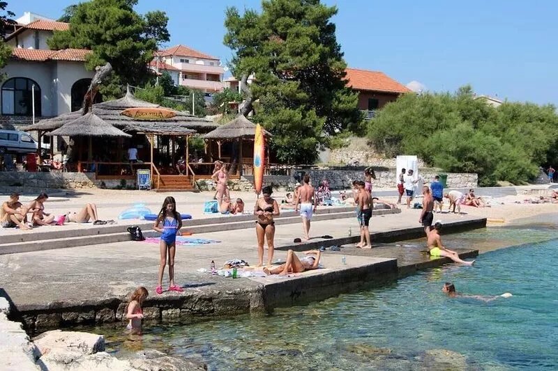 One bedroom apartment with balcony and sea view Tisno, Murter (A-17716-a)