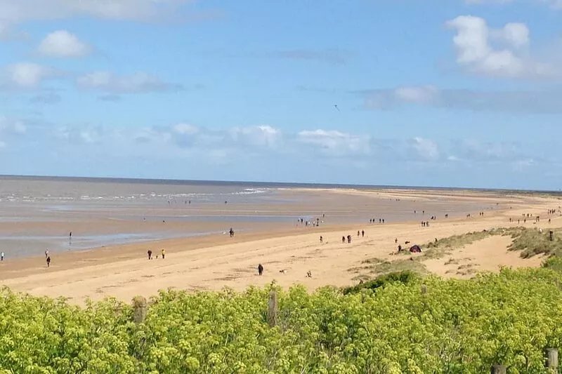 Spacious 3 bed holiday cottage in Hunstanton only 150 metres to the beach.