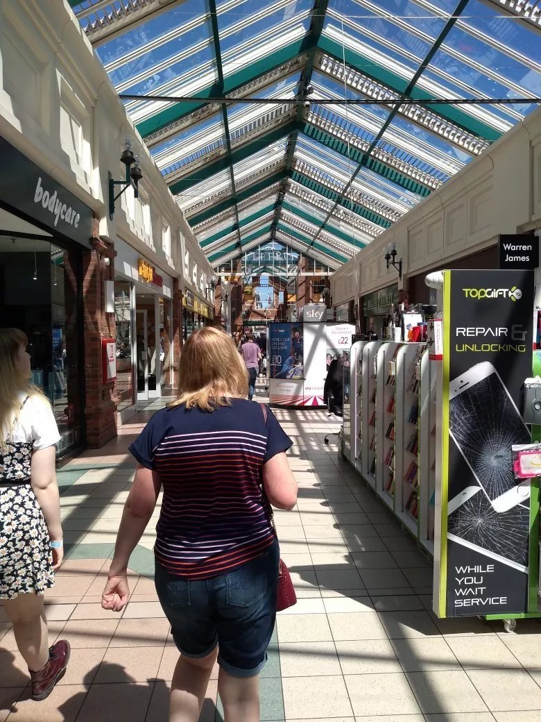 Promenades Shopping