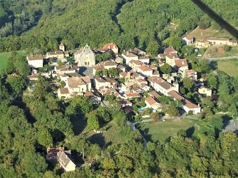 New luxury renovation of an ancient stone barn in a medieval bastide village