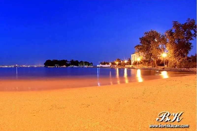Duplex Apartment, with Private Heated Outdoor Pool, 300 meters from sea