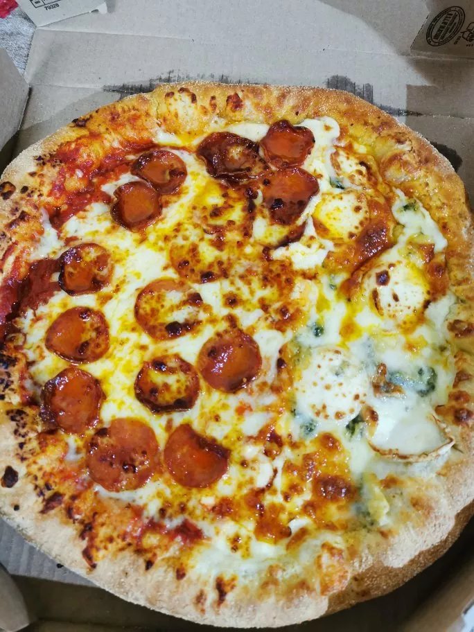 Domino's Pizza Fresser