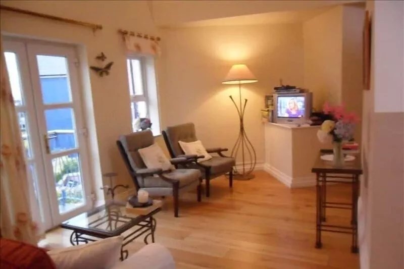 Luxury Apartment  Charming Coastal Town / Rosscarbery on The Wild Atlantic W
