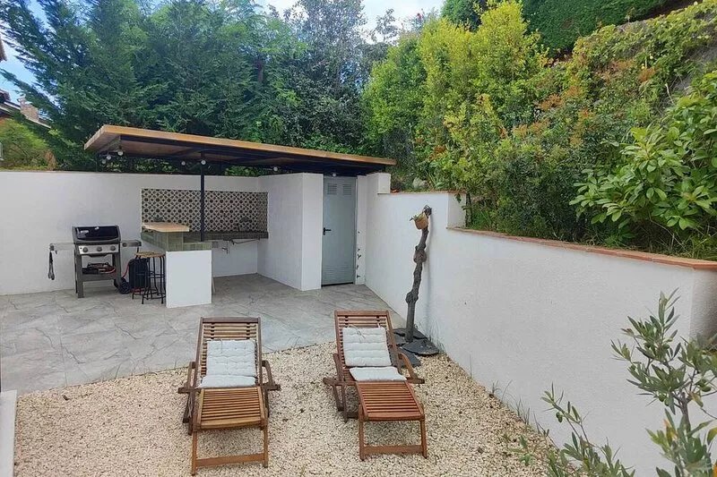 Apartment 20 km from Barcelona, enjoy the beach and mountains