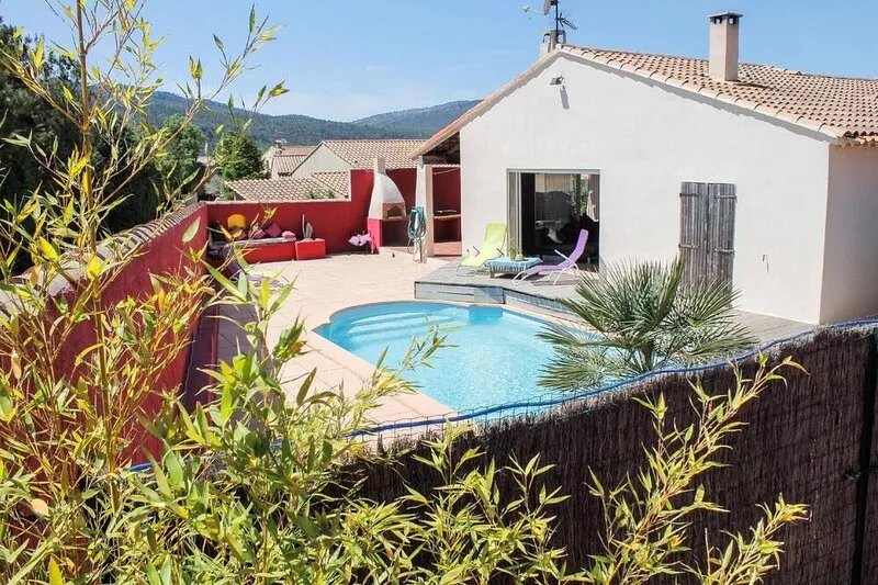 Holiday house Cuges les Pins for 1 - 12 persons with 4 bedrooms - Row house