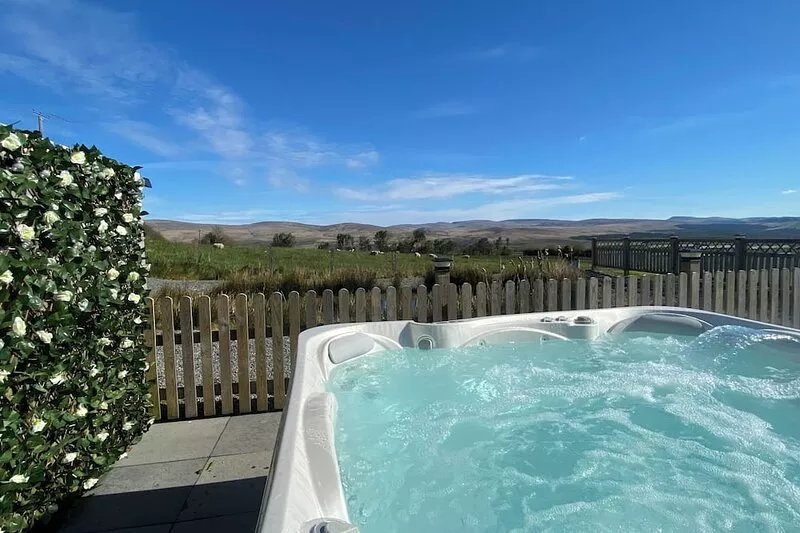 Dragonstone, large house, hot tub, designed with the guest in mind