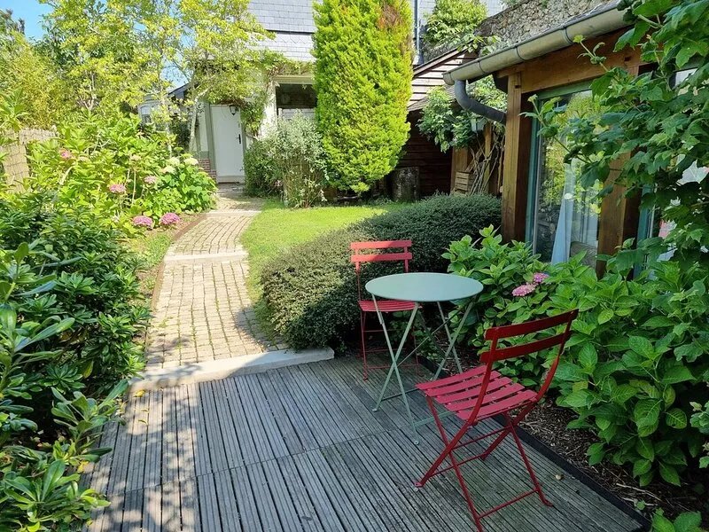 Le Cottage de La Maison Saint Léonard - pretty shared garden honfleur cent