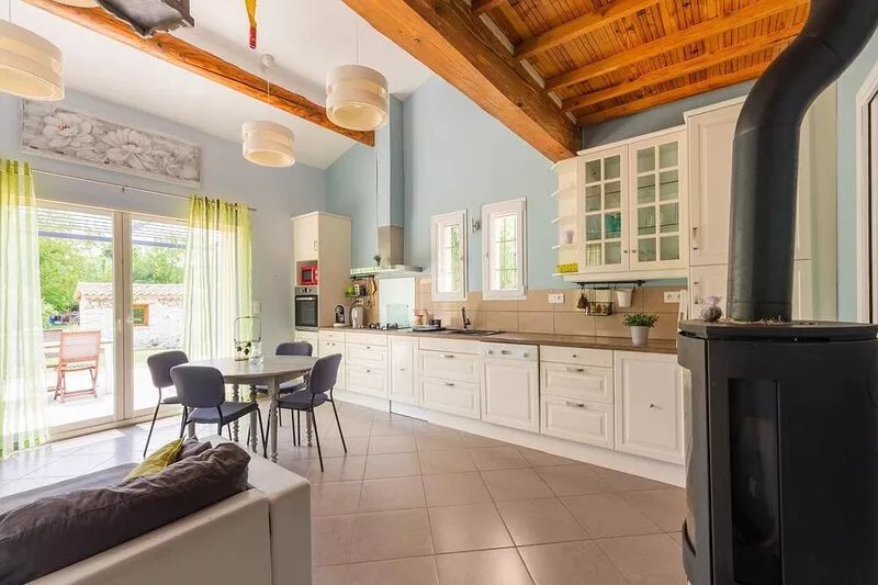 Saint-Victor House in Pernes-les-Fontaines