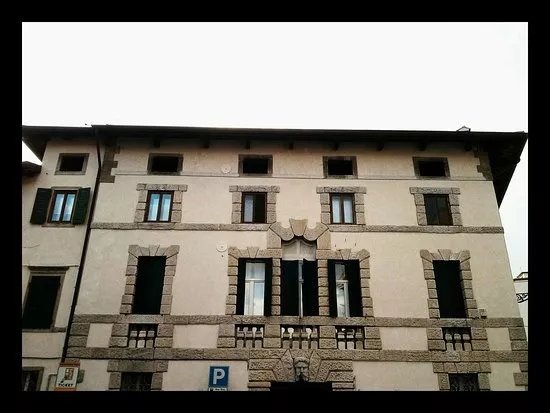 Palazzo Montegnacco-Berghinz-De Concina