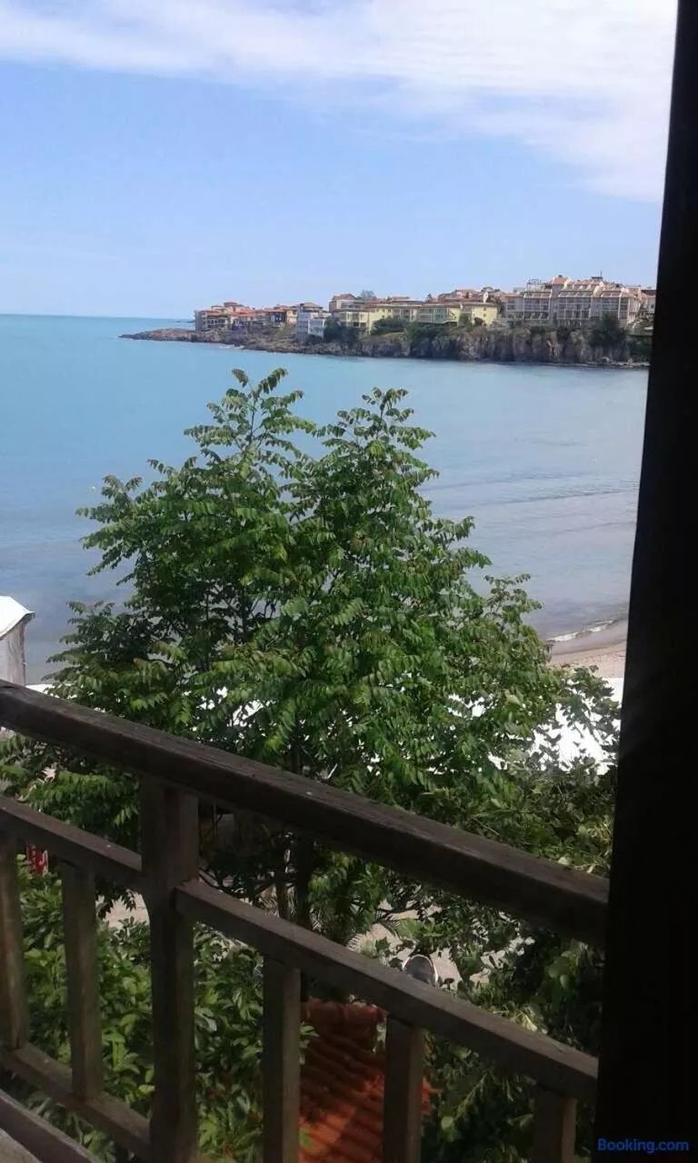Agalina Sea House