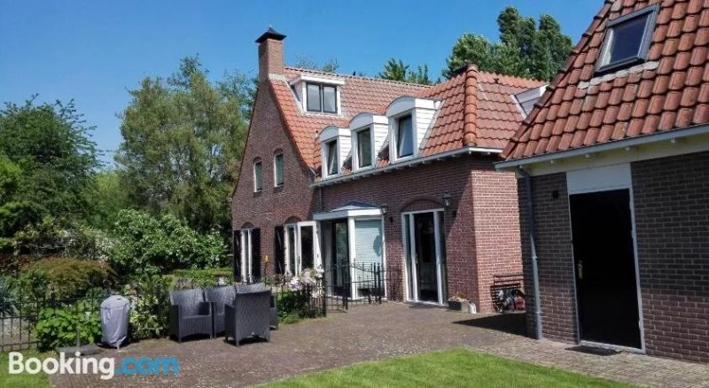 Traditional NL House