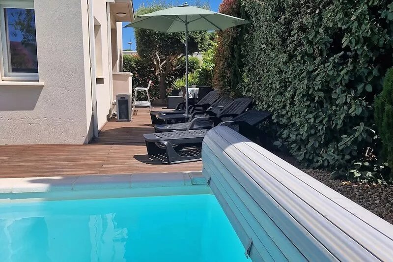 Heated pool, indoor spa, 5bedroom, 10pl, near Cap d'Agde, Mediterranean