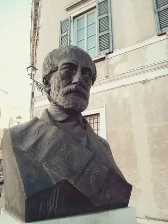 Monumento a Giuseppe Mazzini di Brescia
