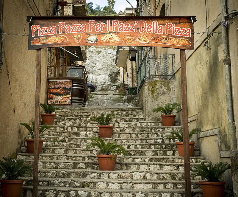 Pizza Pazza Per I Pazzi Della Pizza