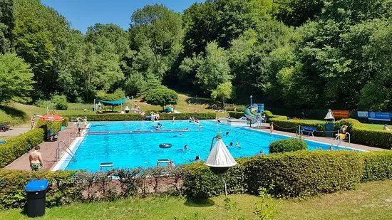 Waldschwimmbad Wattenbach