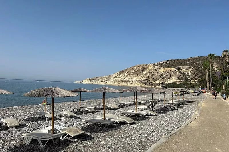 Stunning Villa in Pissouri Bay, private pool, 5 mins walk to the beach