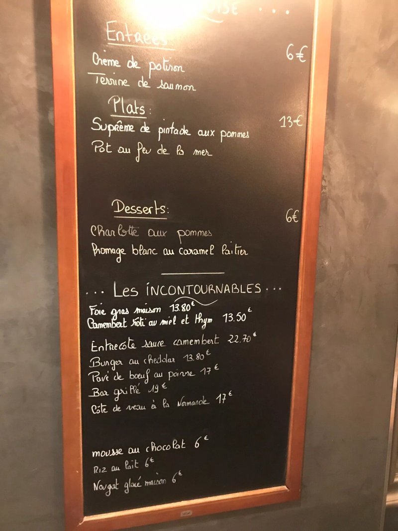 Brasserie Le Clapton Cafe
