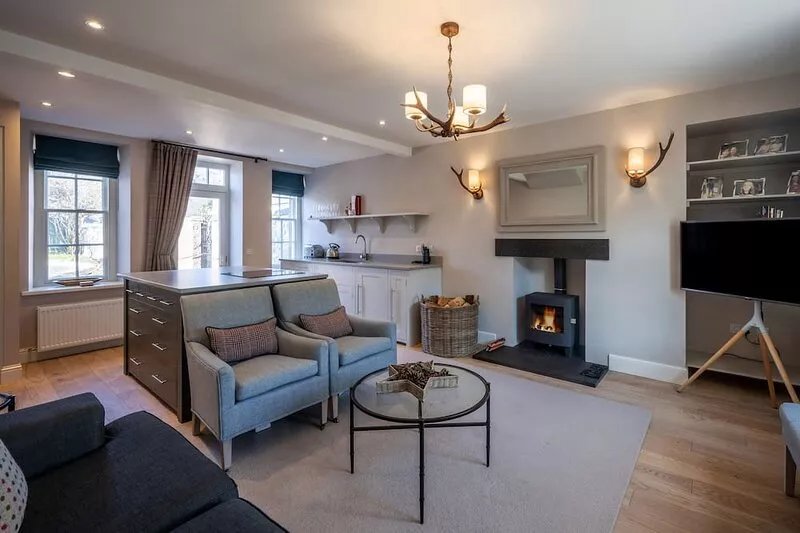Contemporary Cottage in Ballater Village