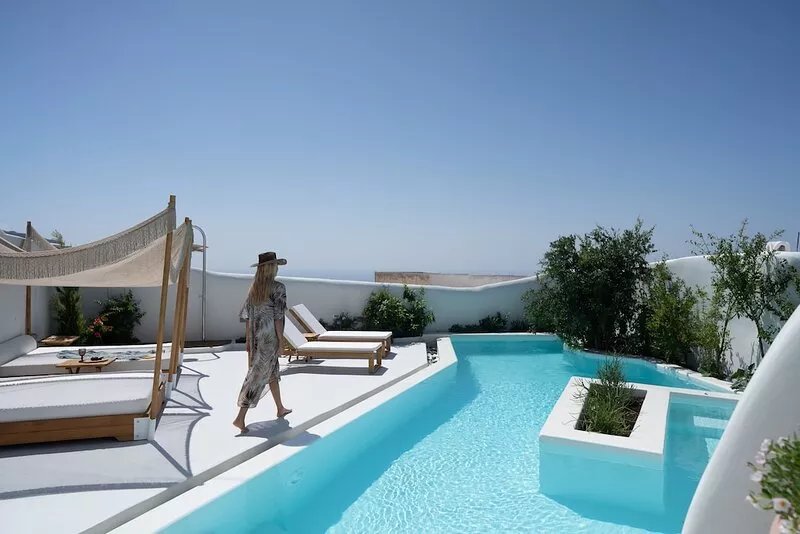 Bliss Mansion with Swimming Pool, Cave Hot Tube & Sunset view