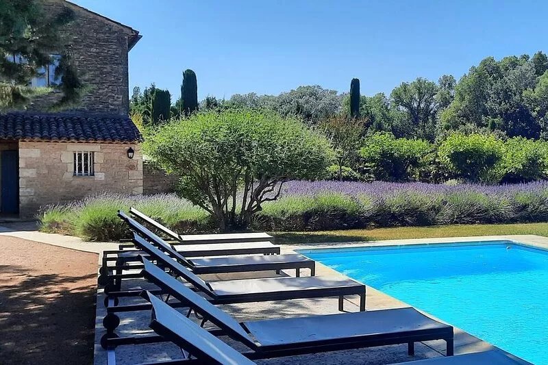 Charming stone house, private pool (5 * 10 m) in Gordes