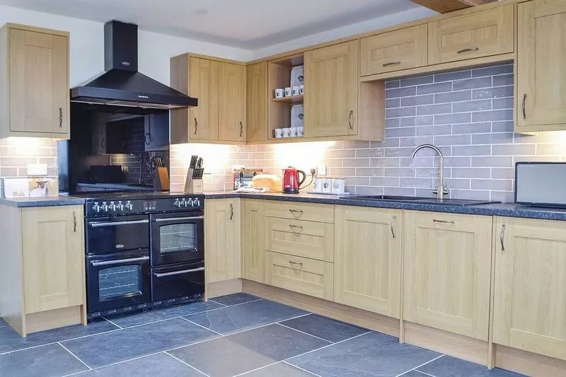 5 bedroom accommodation in Llanwrthwl, near Rhayader