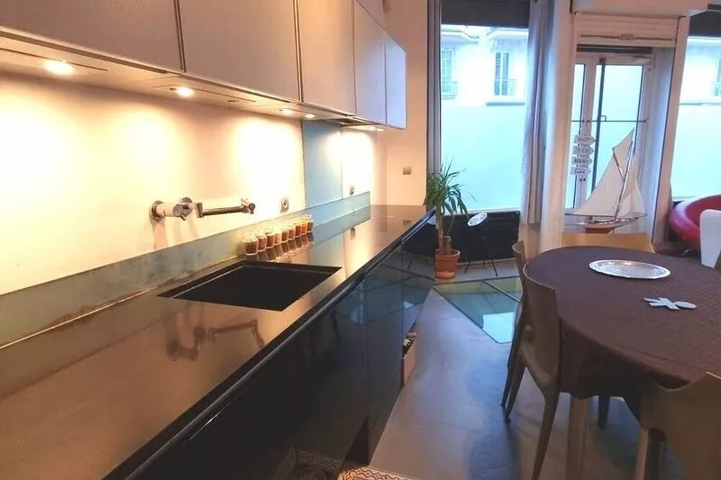 A newly refurbished High Standard Parisian Loft near Montmartre, Paris XVIII