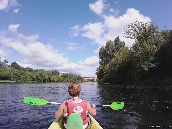 Pro Sports 24 - Cyrano canoe
