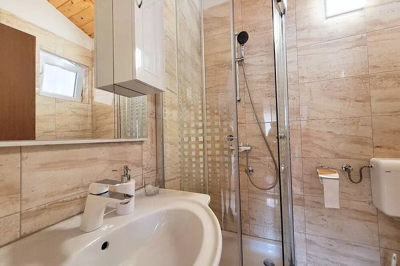 Luxury Private Villa - heated pool, playground..
