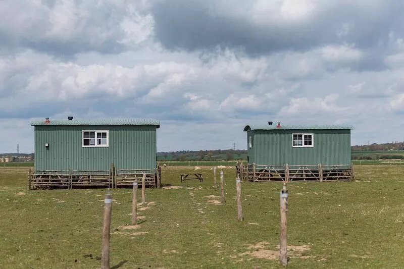 Romney Marsh Huts by Bloom Stays  -  beautiful shepherds hut that sleeps 4