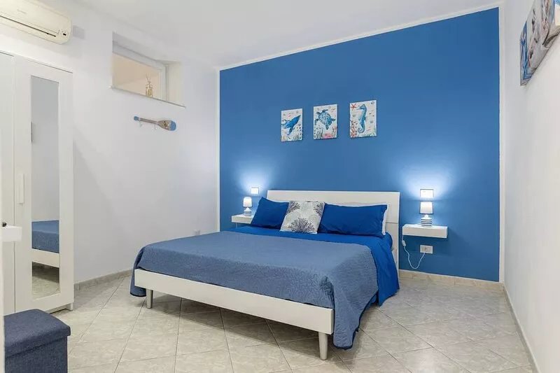Holiday Home 'L' Ancora Casa Vacanze' with Wi-Fi and Air Conditioning