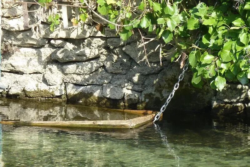 Paradise, relax by the river in peace with your feet in the water