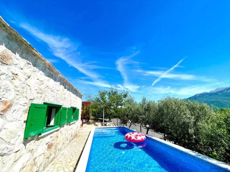 Villa Sagosde With Swimming Pool And Mini Golf