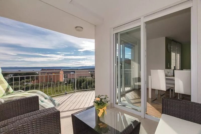 Apartment Salvagno - Two Bedroom Apartment with Balcony and Sea View