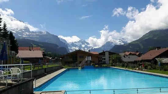 Schwimmbad Wengen