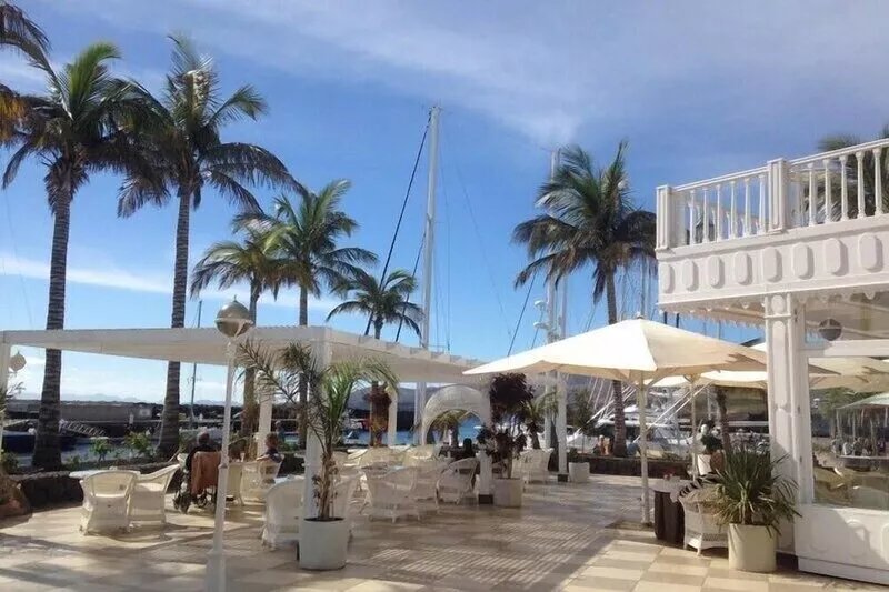 Attractive Lanzarote Villa | Short Walk to Resort Centre | Villa Puerto Calero