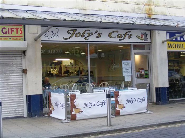 Jolys Cafe