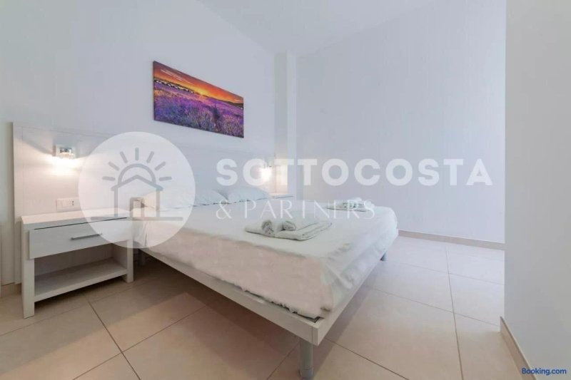 Malvarosa Apartments