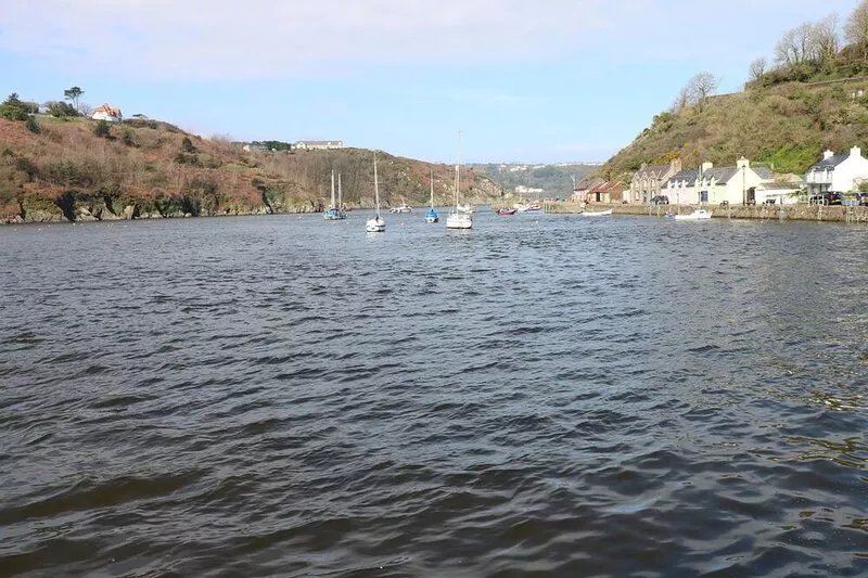 HARMONY, pet friendly, with a garden in Goodwick