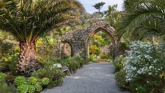 Tresco Abbey Garden & Valhalla Collection