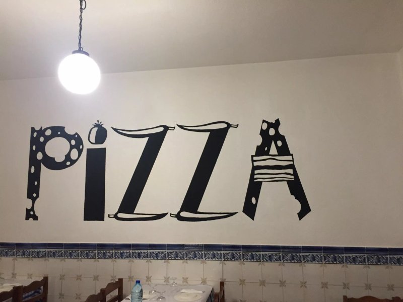 Pizzaria Camoes