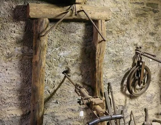 Museo Della Miniera D'oro Di Sessa