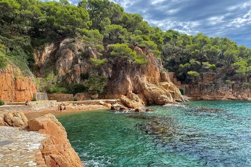 NEW: Wonderful, spacious holidayvilla with lots of privacy and panoramic views.