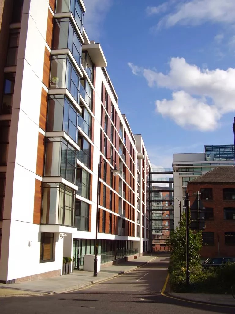 Swift Apartments